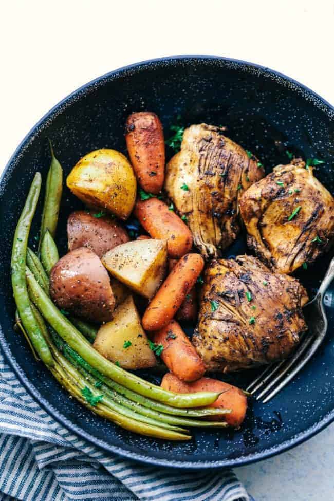 Slow Cooker Brown Sugar Balsamic Chicken and Vegetables is a fantastic meal with tender and juicy chicken with a delicious sweet and tangy balsamic sauce. ย This slow cooks to perfection with veggies making an awesome meal in one! Slow Cooker Brown Sugar Balsamic Chicken and Veggies 4