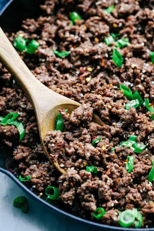 Korean Ground Beef and Rice Bowls are so incredibly easy to make andย will become a family favorite! ย This makes the perfect weeknight meal. Korean Ground Beef and Rice Bowls 3