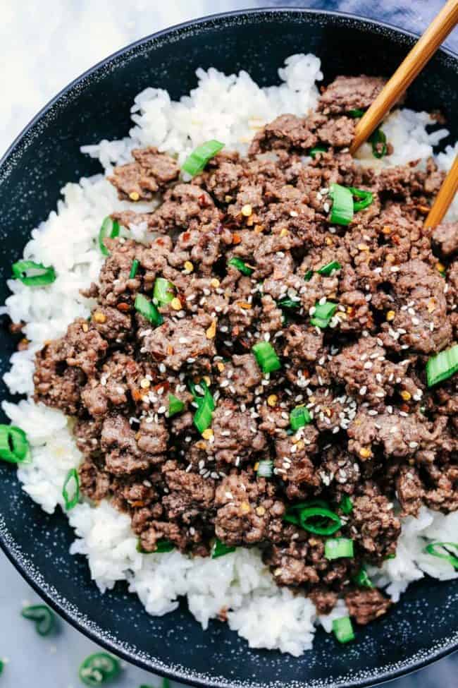 Korean Ground Beef and Rice Bowls are so incredibly easy to make andย will become a family favorite! ย This makes the perfect weeknight meal. Korean Ground Beef and Rice Bowls 3