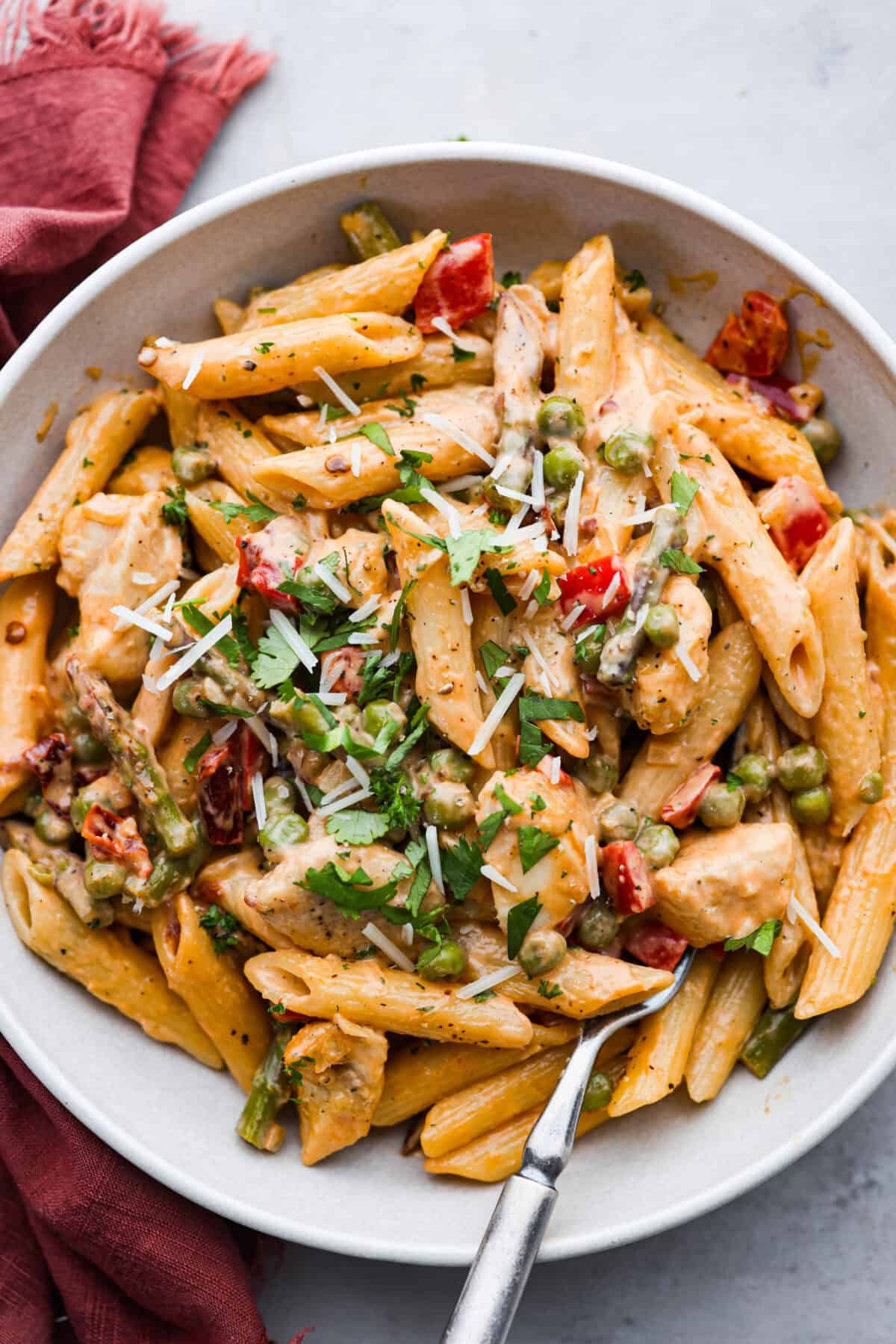 Spicy chicken chipotle pasta is so creamy and rich with a spicy kick that you won't be able to get enough of. The warm, smoky flavor of the chipotle peppers balanced with a flavorful cream sauce is sure to delight your tastebuds! It is a mouthwatering entree that everyone will love! Inspired by Cheesecake Factory, this homemade version is so tasty! A serving of chipotle pasta.