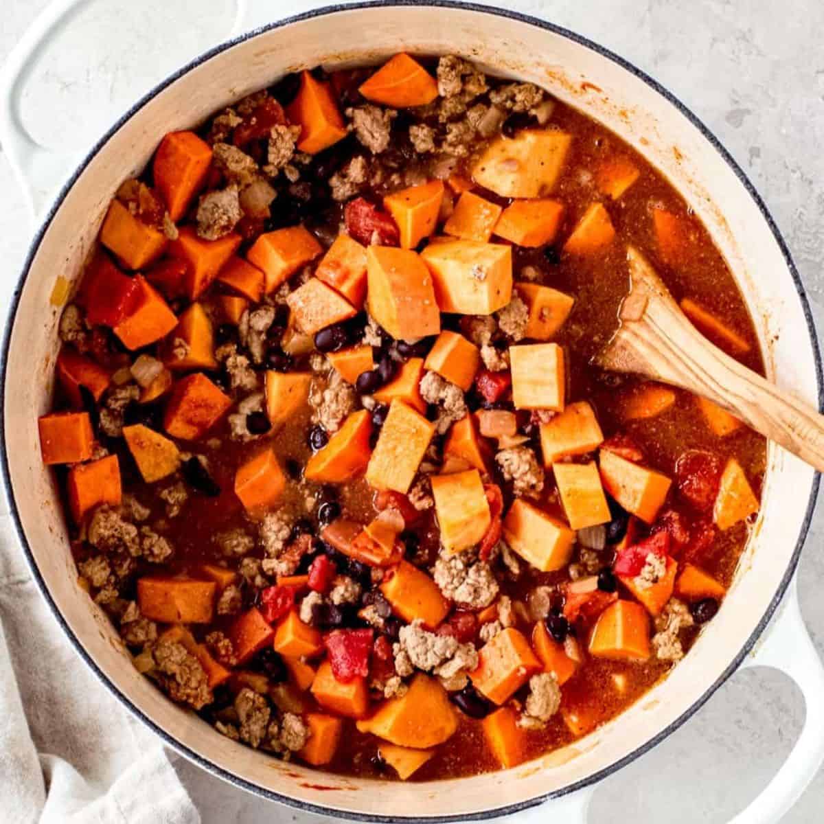 best affordable Dutch ovens
