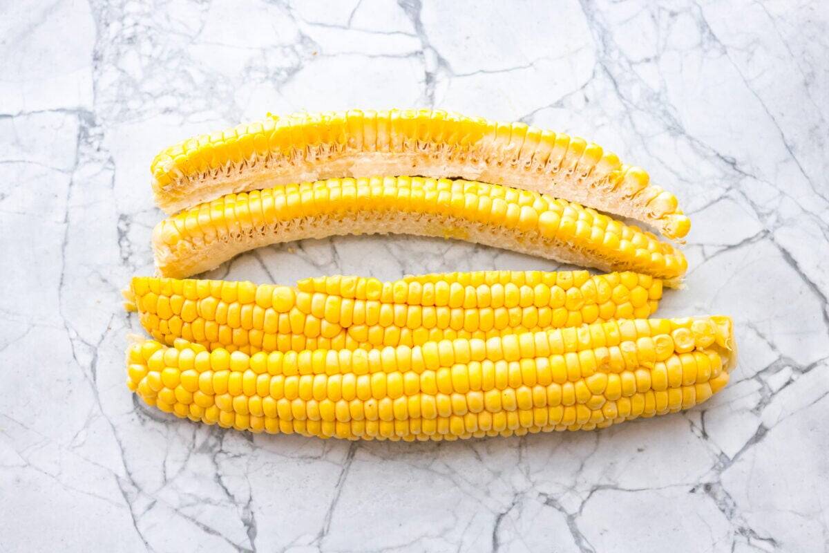 I had to try these viral Corn Ribs, and now I totally get the hype! They're fun, handheld, and smothered in creamy, zesty Mexican street corn flavor. Make a batch to share... or donโt. I wonโt judge. Corn cob cut into fourths.
