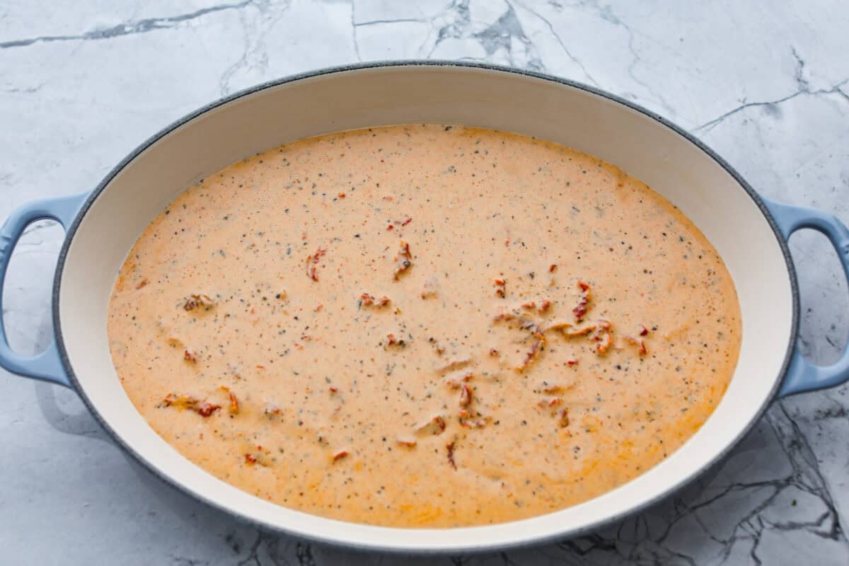 Marry me stuffed shellsย take the viral sauce you love and turn it into a cozy, baked pasta moment. Think creamy chicken-stuffed shells, melty cheese, and just enough sun-dried tomatoes for that extra swoon-worthy touch. Some of the sauce added to the bottom of the baking dish.