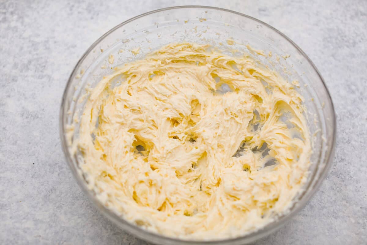 Orange creamsicle lush is sunshine in dessert form! With creamy orange layers, a buttery golden Oreo crust, and bright fresh citrus flavor, this easy no-bake dessert is a fun twist on my popular Lemon Lush thatโs perfect for summer. Cream cheese, sugar, and orange zest all mixed together.