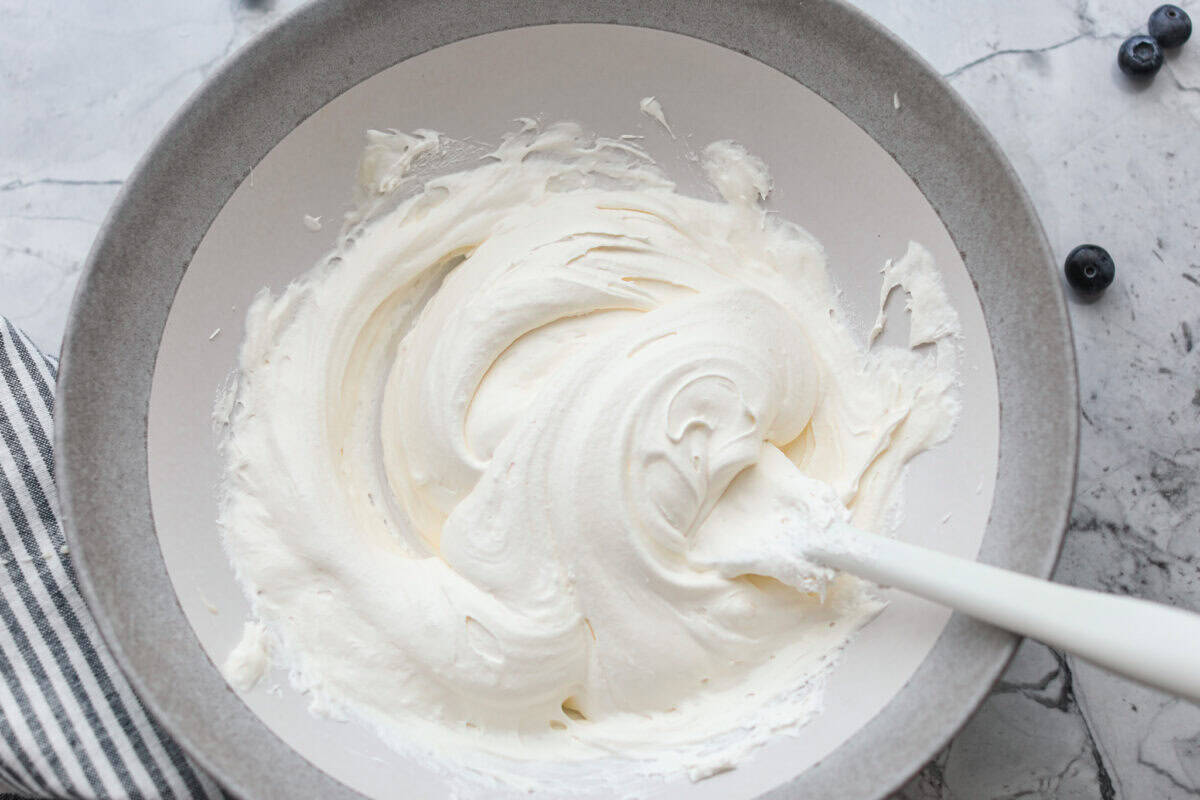 3 ingredient blueberry fluff is creamy, fruity, and ready in just 5 minutes! It’s the perfect last-minute dessert for potlucks, summer parties, or anytime you need something sweet without turning on the oven. Sweetened condensed milk and whipped topping mixed together.